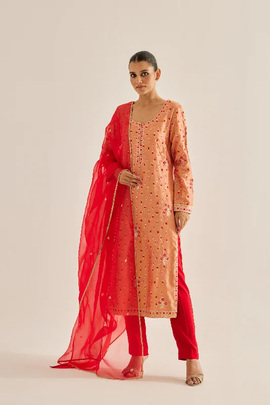 Gota And Thread Embroidered Silk Chanderi Kurta And Dupatta With Trousers. Trousers trendy modern Gota And Thread Embroidered Silk Chanderi Kurta And Dupatta With Trousers. Trousers trendy modern